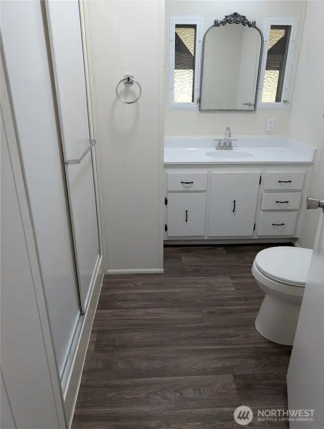 3/4 bathroom, shared