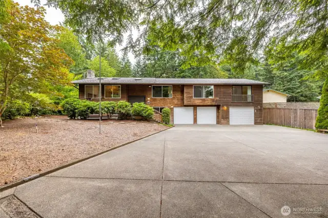 8141 Old Military Rd NE