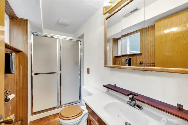 downstairs bathroom