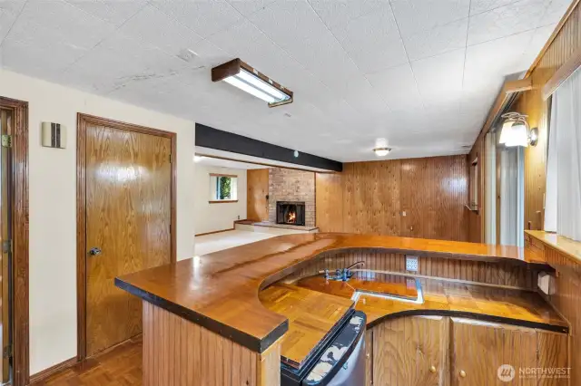 Wet Bar in Rec Room