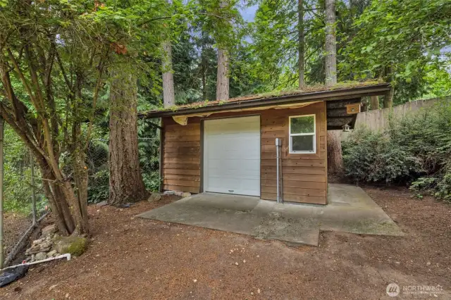 Heated and powered, could be a she shed?