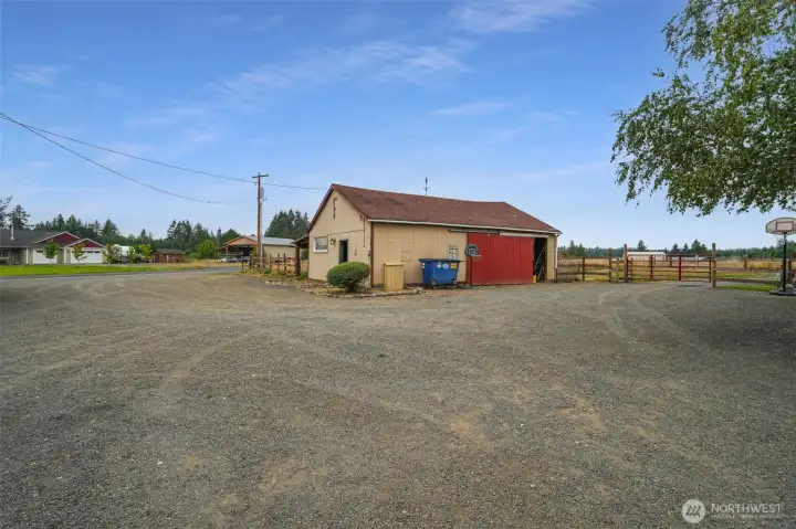 Detached Shop