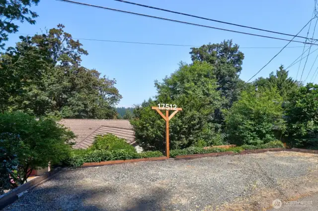 Large Area above for more parking