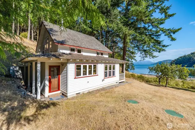 Although built later, this cabin was designed to fit in perfectly with the historic cabins of Sylvan Cove