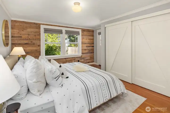 Huge bedroom on the main floor with access to outdoor.