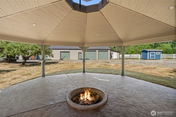 Year round fun in the covered fire pit.