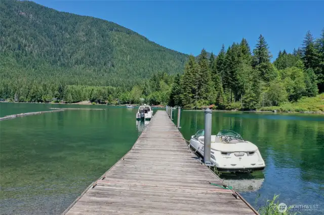 There are many docks and boat launches available on Lake Cushman