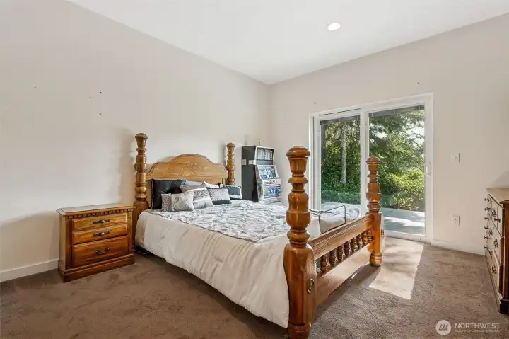 Second ensuite with its own entrance to the large back deck