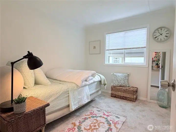 Secondary bedroom