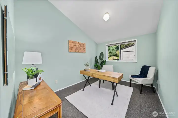 could be 4th bedroom or office (no closet in this room)
