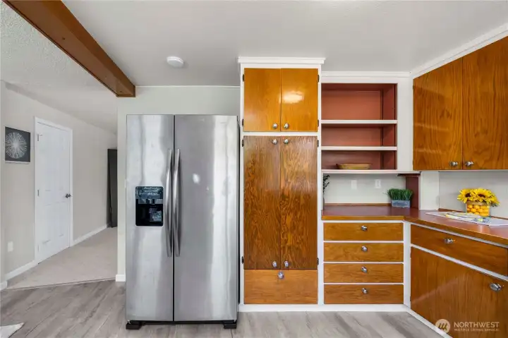 Loads of cabinet space