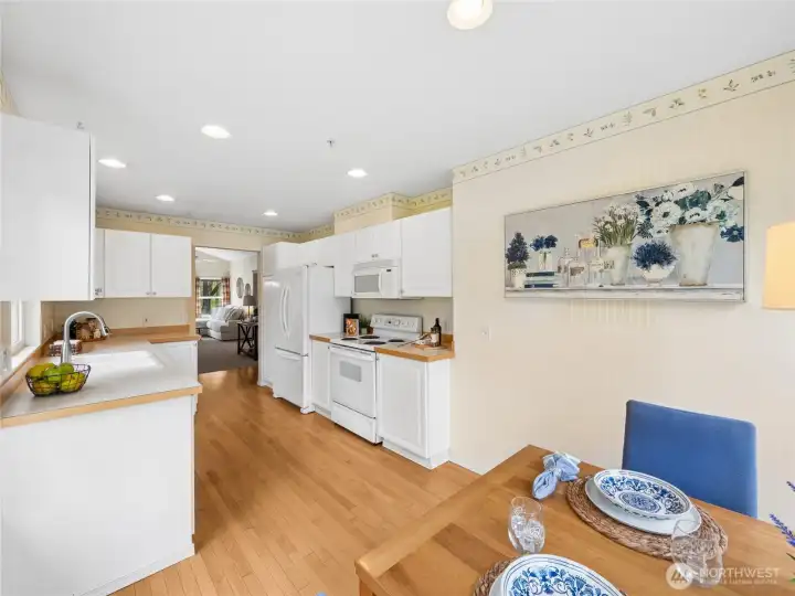 Plenty of room for a breakfast table!