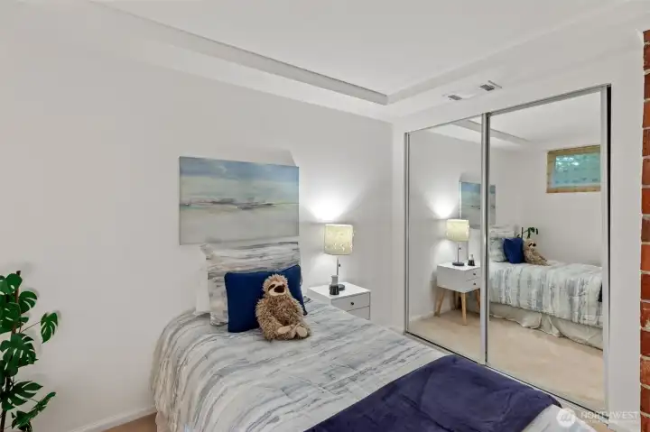 Downstairs 3rd bedroom.