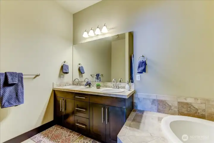 Dual Sink Vanity in Primary Bathroom