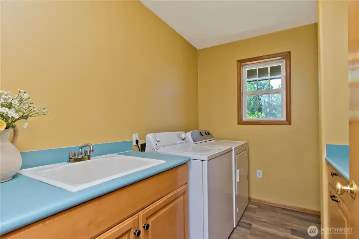 Laundry room main floor