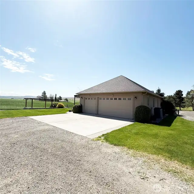 Three Car Garage