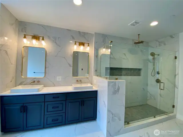 Stunning ensuite with heated floors and a stand-alone soaking tub