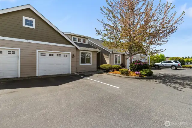 Welcome Home to 911 Aaron Dr