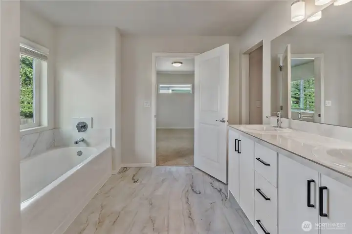 Photos are from a previously built Magnolia plan in the community. They may show a color or upgrade that is no longer available. They do demonstrate the quality materials and attention to detail that you will find in a Rush home.