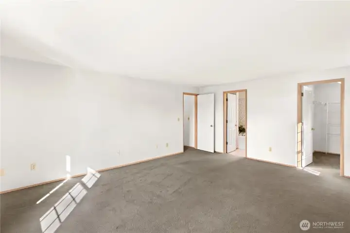 A different view facing the door of the primary bedroom.