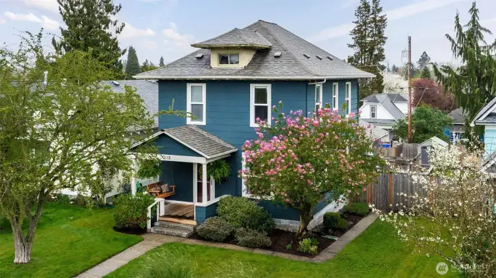 Classic charm from every angle.