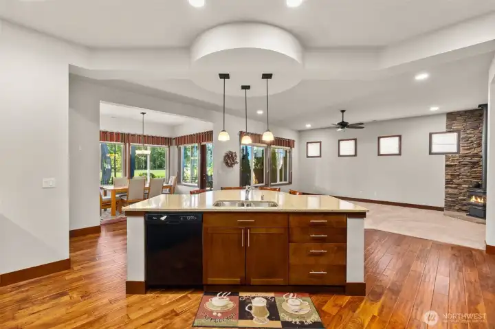 great open floor plan bringing in the golf course views