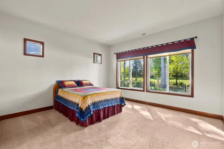 Main Primary w golf course view