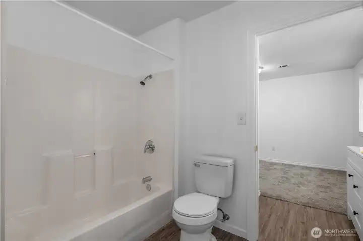 2nd guest bedroom