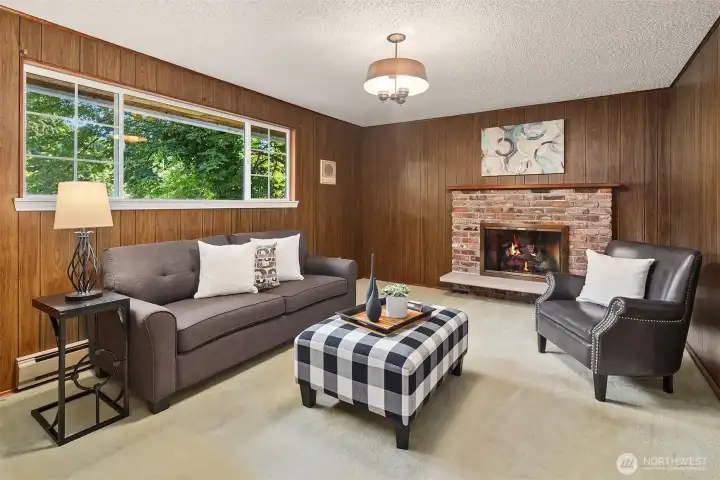 Fourth bedroom. This room has a fireplace, walk-in closet and can be used as a bonus room, flex-room, second office, or playroom. Fourth bedroom. This room has a fireplace, walk-in closet and can be used as a bonus room, flex-room, second office, or playroom.