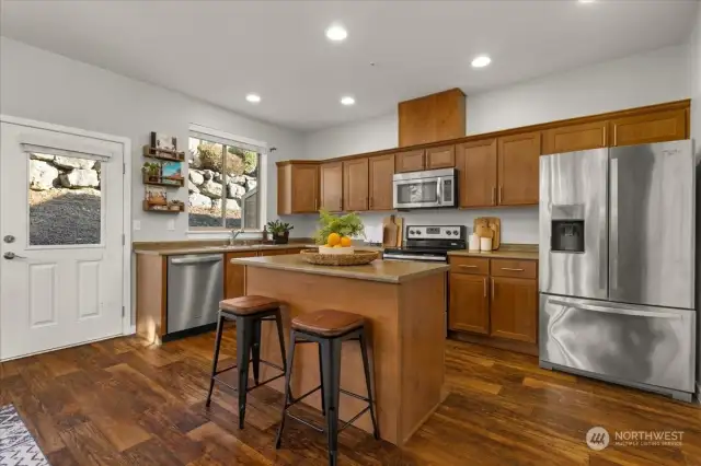 Maticiously maintained kitchen