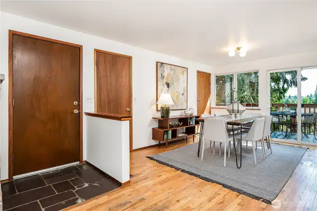 Entrance to first floor on left with entrance to downstairs unit to the right of that