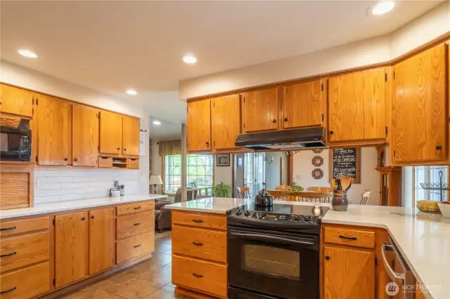 Kitchen with beautiful Quartz counters