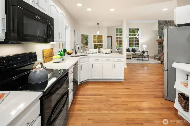 Kitchen refreshed in November of 2023.  It offers under cabinet lighting and planning desk.