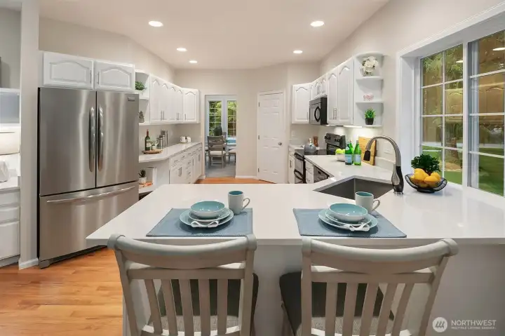 Eating bar in kitchen.