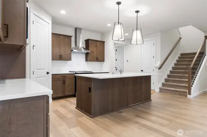 Photos of a similar home; same floor plan, colors, finishes, & upgrades may vary.