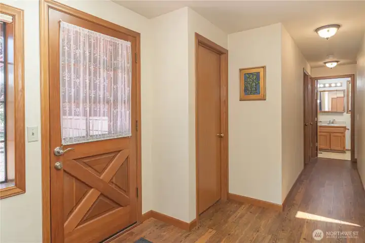 Front entry and hallway to the bedrooms.