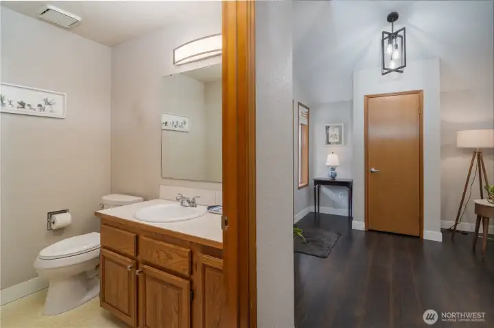 Main bathroom down stairs