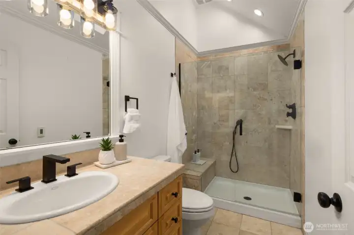 3/4 Bath on Main