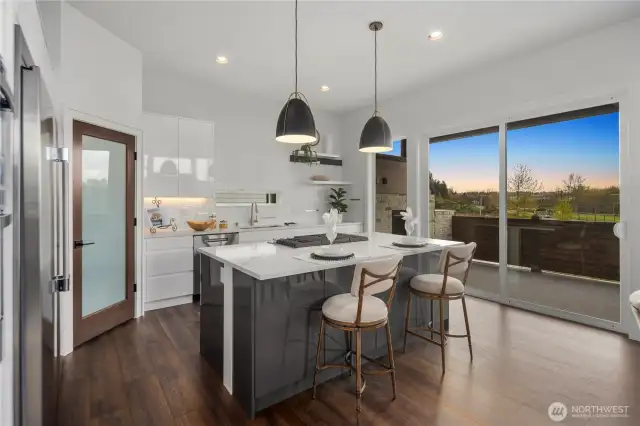 Light & Bright Kitchen w/ Electric or Gas Cooktop Options - Stainless Steel Appliances & Under-mount Sink