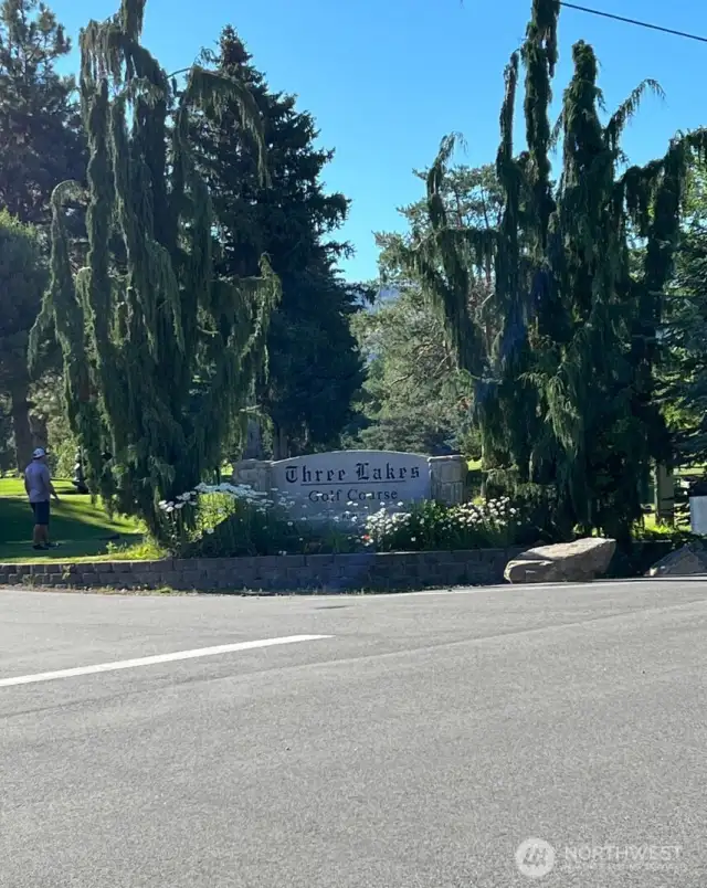 Three Lakes Golf Course