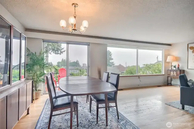 Imagine hosting a dinner party here, music echoing off the hard floors while you enjoy the sunsets
