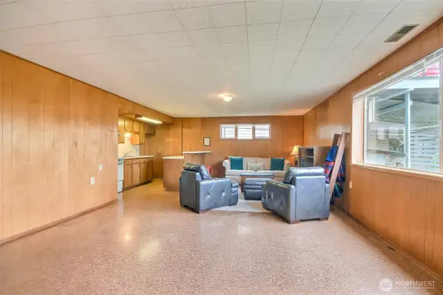 So much extra space on the lower level - room for a pool table or??