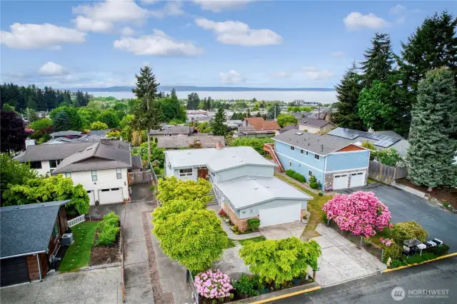 Situated in a very walkable neighborhood.