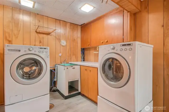 Washer and dryer stay!