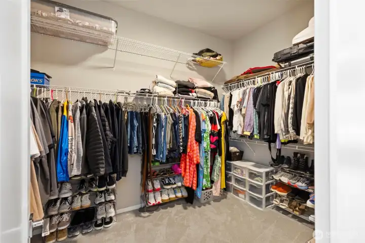 Walk-in closet