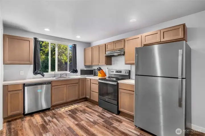 Full kitchen in the 2nd living space