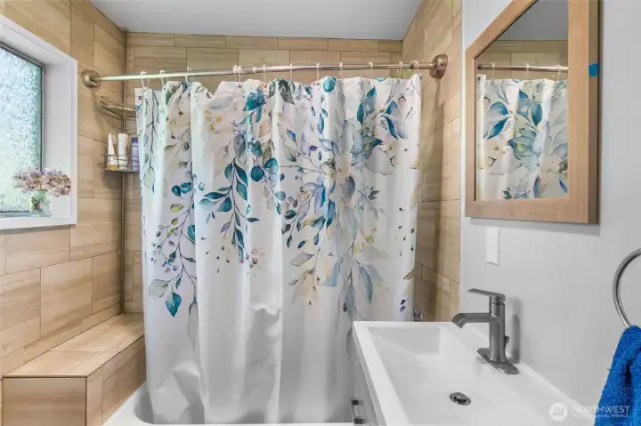 Full bathroom in the main house