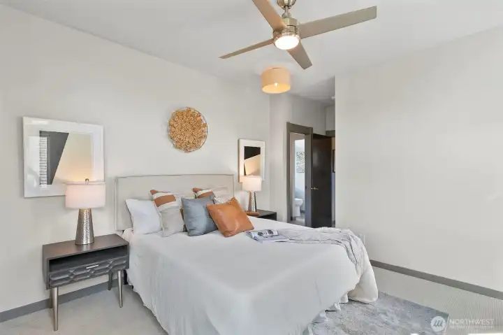 Spacious bedroom with private bath and walk in closet Spacious bedroom with private bath and walk in closet