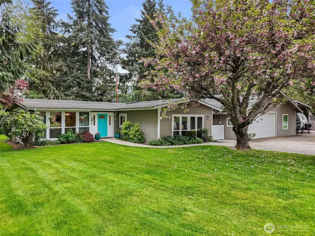 Welcome home to your peaceful retreat in Edgewood!
