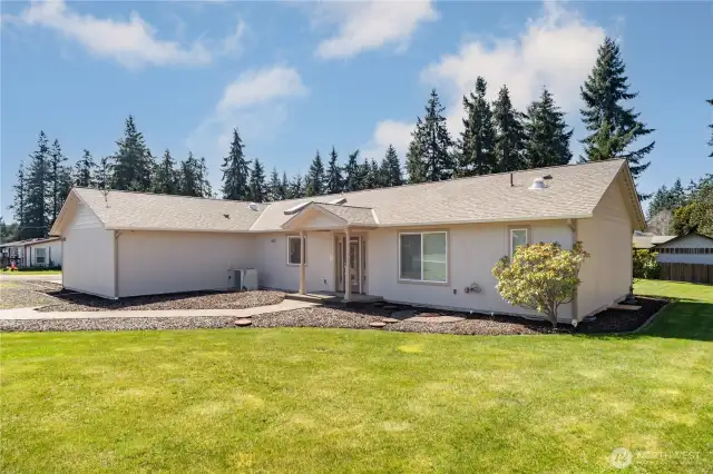 Nicely maintained yard.